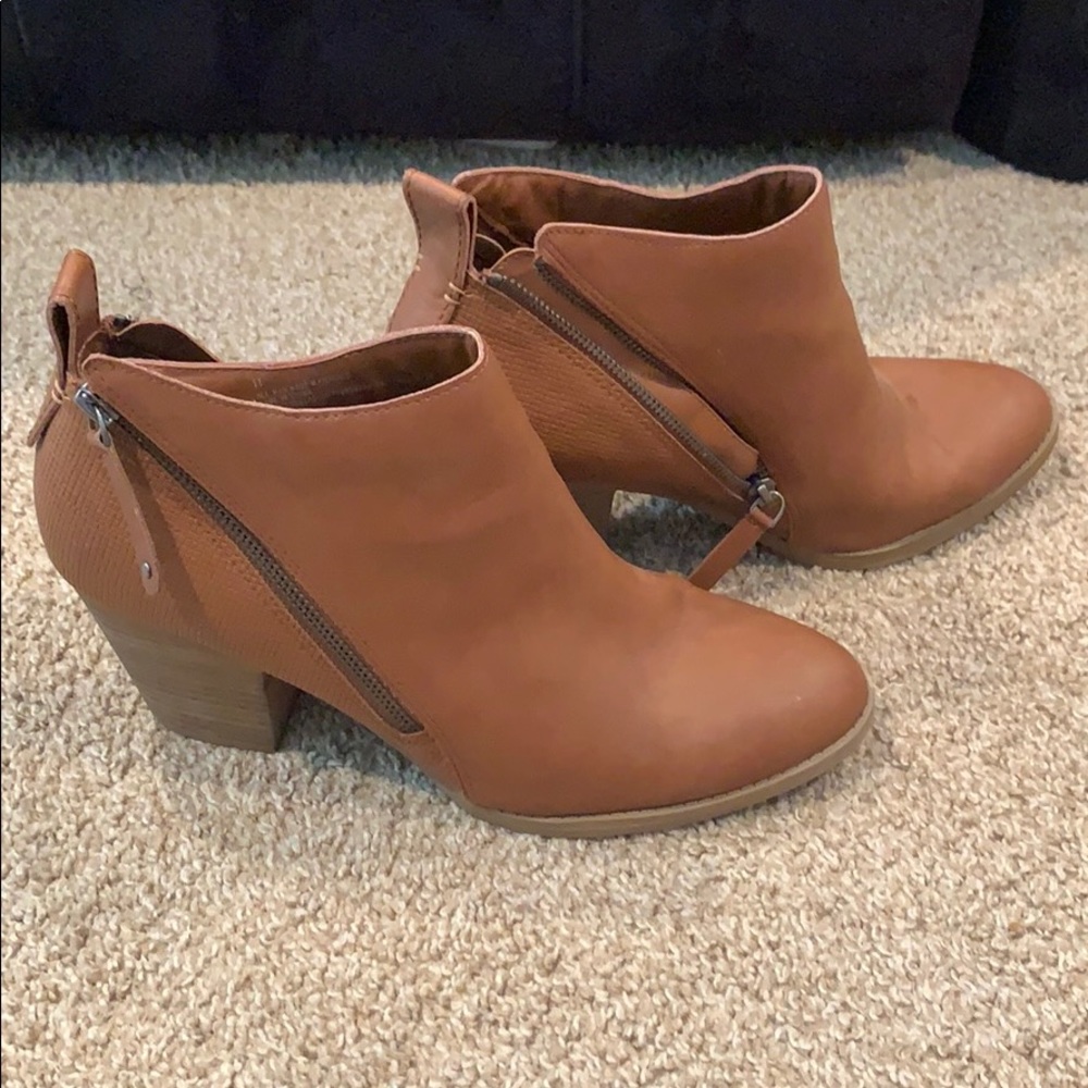 Women’s booties